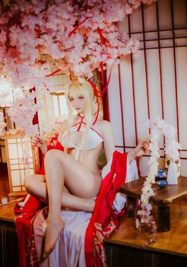 日韩西西美女人体_4K免费观看电视剧