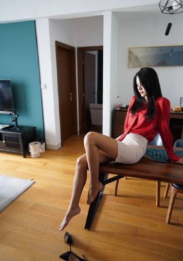 欧美帅哥上车视频_剧情片高清电影在线