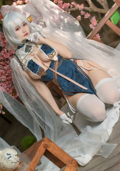 欧美女明星抽雪茄_BD韩语在线播放观看