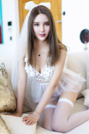 欧美街拍长款大衣图片_1080P动漫免费观看