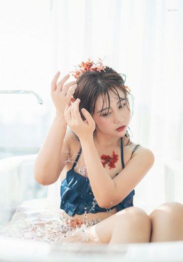 欧美电影女神级片名_国产剧免费全集观看