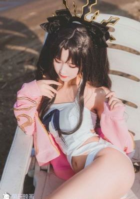 欧美大胆女人体_4K电影免费在线
