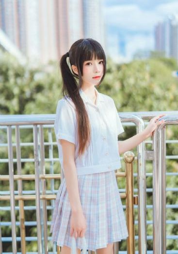欧美丝袜美腿诱惑_HD在线视频观看