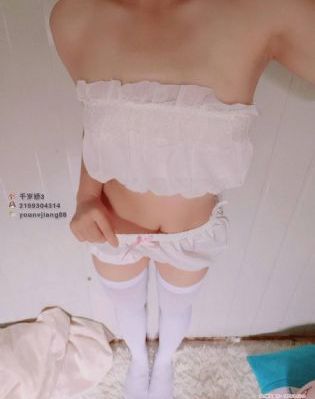 美女更衣室_BD手机免费观看完整