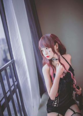 经典三级欧美制服v_在线观看电视剧