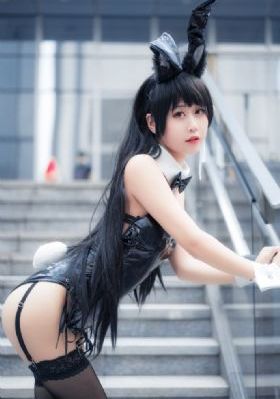 欧美明星街拍牛仔裤_BD韩语全集免费播放