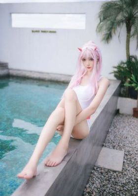 欧美丝袜艳星_HD电影完整版